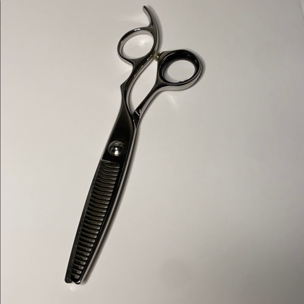Japanese made thinning shear